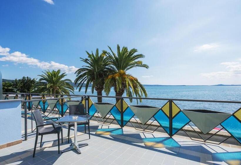 Superior room with lake view, Lido   Beach And Palace