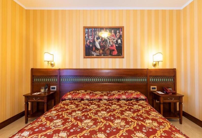 חדר קלאסי בקומת קרקע, Lido   Beach And Palace