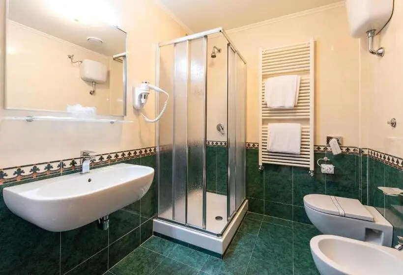 اتاق کلاسیک در طبقه همکف, Lido Beach And Palace