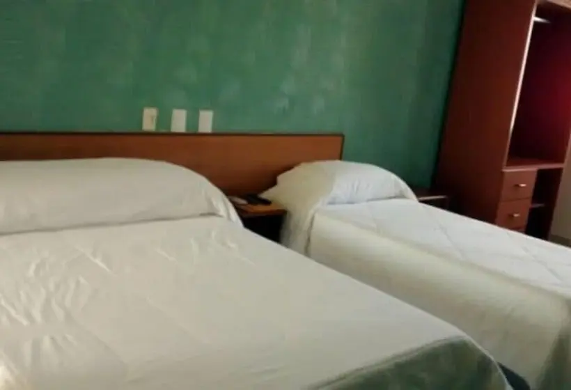 اتاق استاندارد سه نفره, Pousada Porto Do Itagua