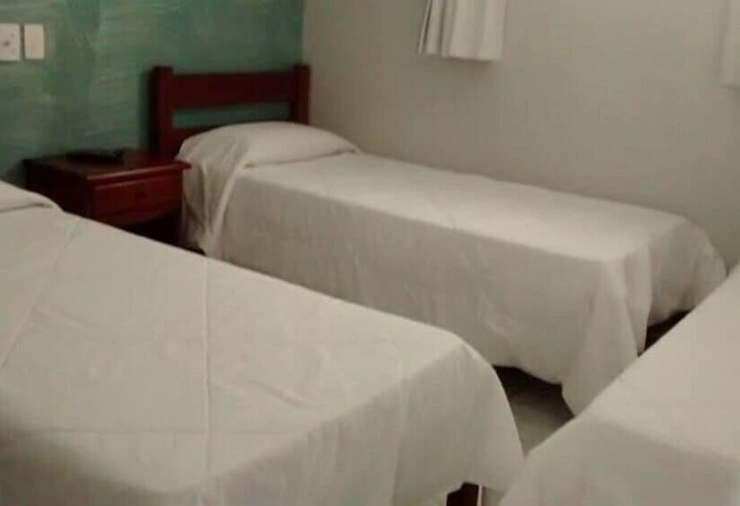 اتاق استاندارد چهار تخته, Pousada Porto Do Itagua