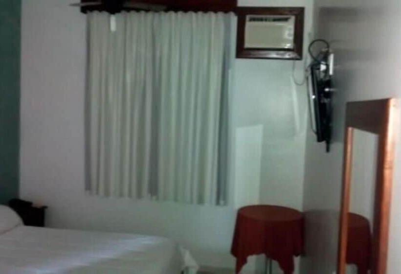 اتاق استاندارد چهار تخته, Pousada Porto Do Itagua