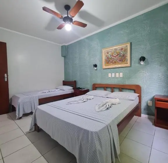 اتاق استاندارد سه نفره, Pousada Porto Do Itagua