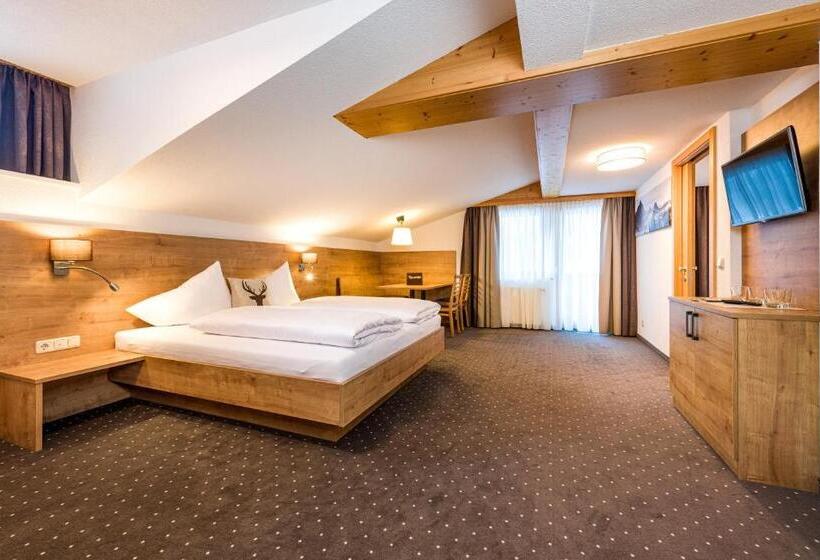 带阳台标准四人间, Landhaus Moosbrugger