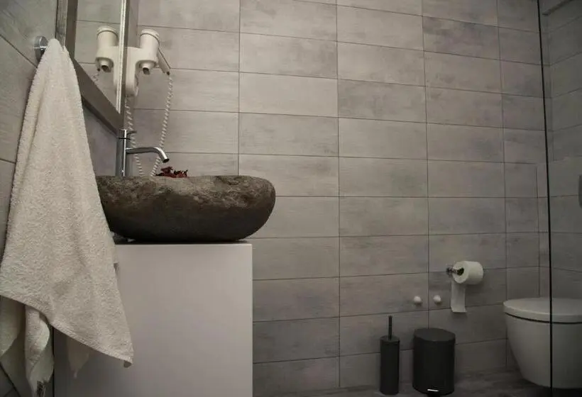 استودیوی استاندارد, Popi Studios