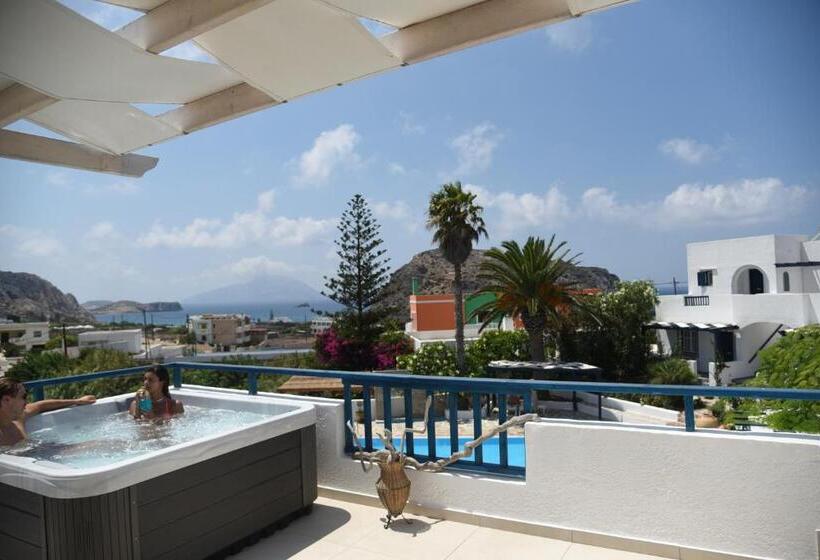 带按摩功能的小型套房, Popi Studios