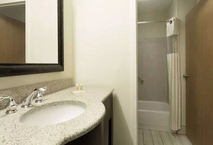 Standard-huone 2 Parivuodetta, Days Inn By Wyndham Hammond
