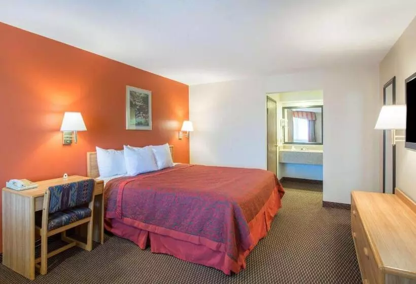 Standard-huone King-vuode, Days Inn By Wyndham Tucson Airport