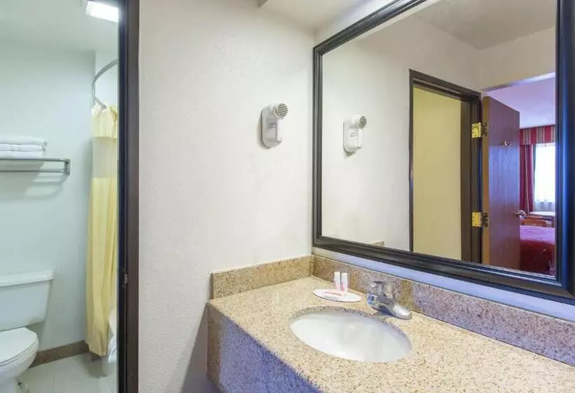 Standard-huone, Days Inn By Wyndham Tucson Airport