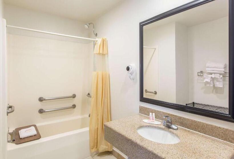 اتاق استاندارد با تخت بزرگ برای معلولان, Days Inn By Wyndham Tucson Airport