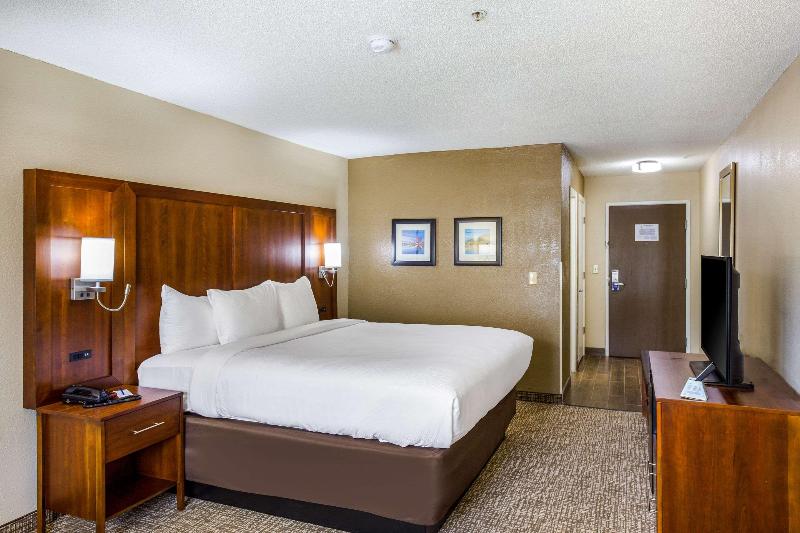 스탠다드 룸 킹사이즈 침대, Comfort Inn
