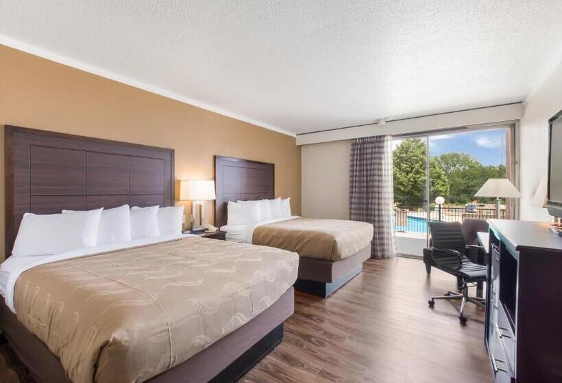 스탠다드 룸 더블 침대 2개, Quality Inn