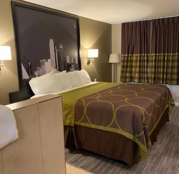 Deluxe Suite King Bed, Super 8 By Wyndham Terrell