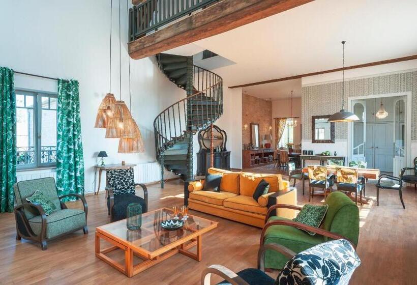 带花园景观和一个卧室的别墅, Chai Du Chateau De Morteuil