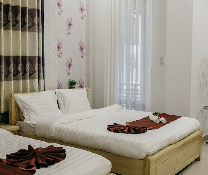 اتاق استاندارد چهارنفره با سرویس بهداشتی مشترک, Levit'ss