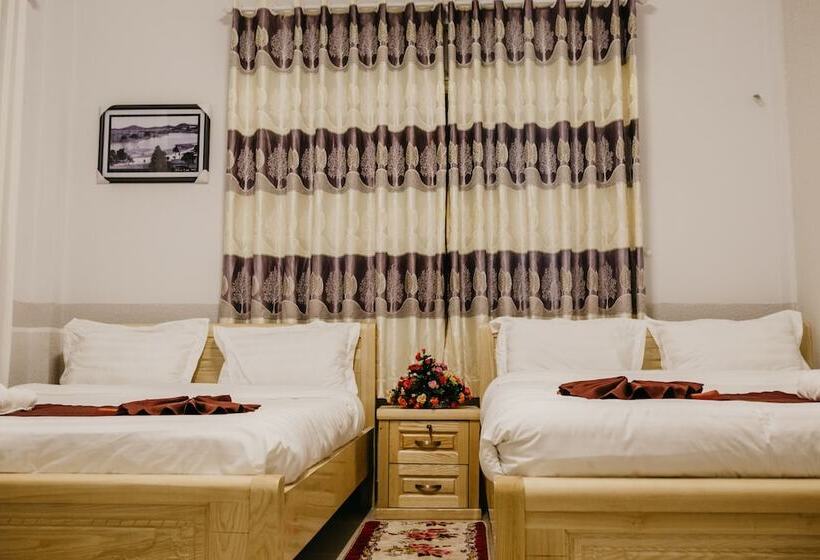 اتاق استاندارد چهارنفره با سرویس بهداشتی مشترک, Levit'ss