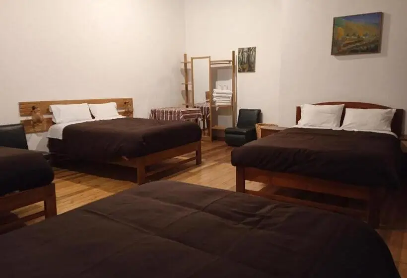 Perhehuone, Casa Inka B&b