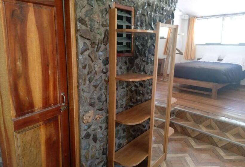 Номер Стандарт 2 Двуспальные Кровати, Casa Inka B&b