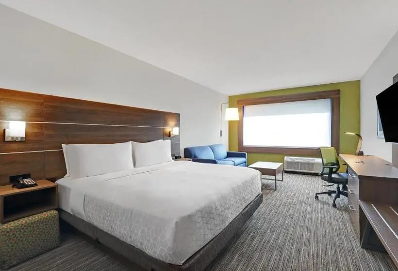 キングサイズベッドのスイートルーム, Holiday Inn Express   Kingston West, An Ihg