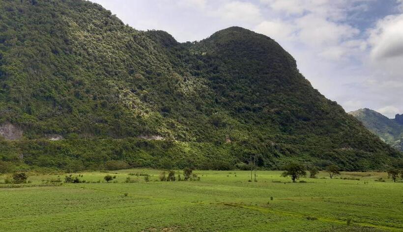 اتاق استاندارد با چشم‌انداز باغ, Phong Nha Bolero Bungalow