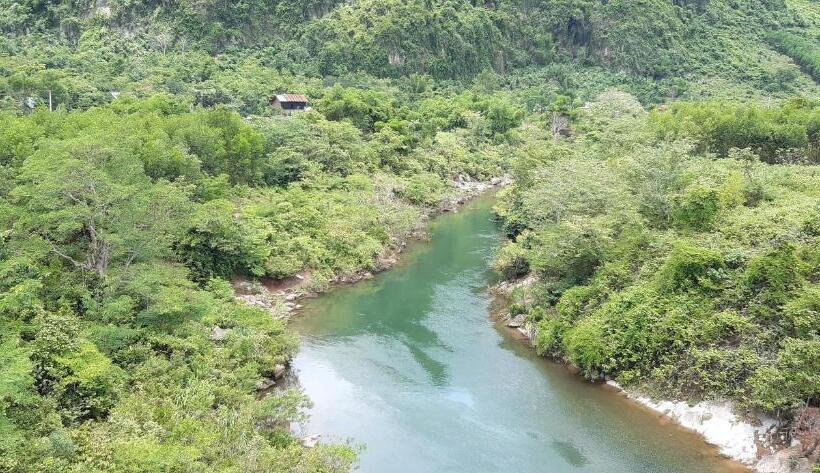 اتاق استاندارد با چشم‌انداز باغ, Phong Nha Bolero Bungalow