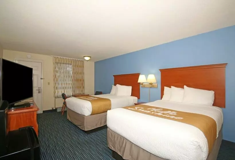 اتاق استاندارد با 2 تخت دوبل, Days Inn By Wyndham Winston Salem North