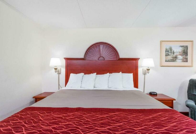 带大床的标准间, Days Inn By Wyndham Winston Salem North