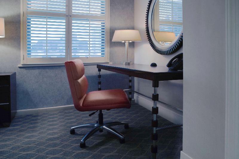 Номер Стандарт Адаптированный для Инвалидов, Days Inn By Wyndham Winston Salem North