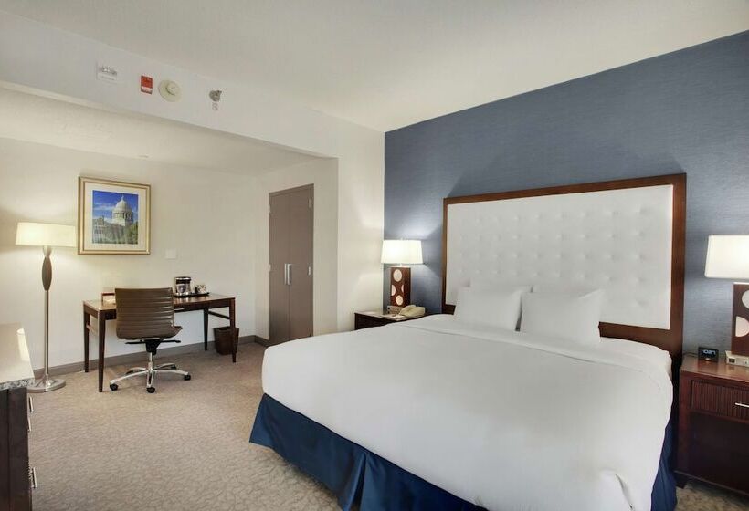 适合残疾人士使用的套间, Doubletree By Hilton Little Rock