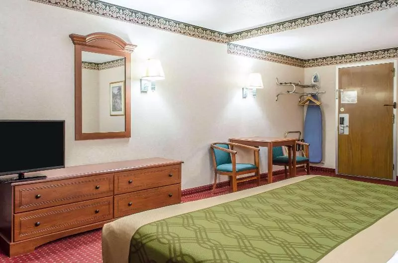 キングサイズベッドのスタンダードルーム, Inn At York