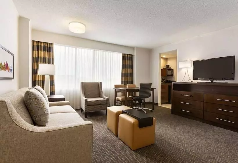 سوییت, Embassy Suites By Hilton Baltimore At Bwi Airport