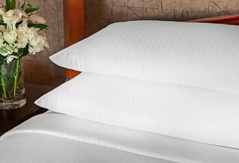 Sviitti, Red Lion Inn And Suites Everett