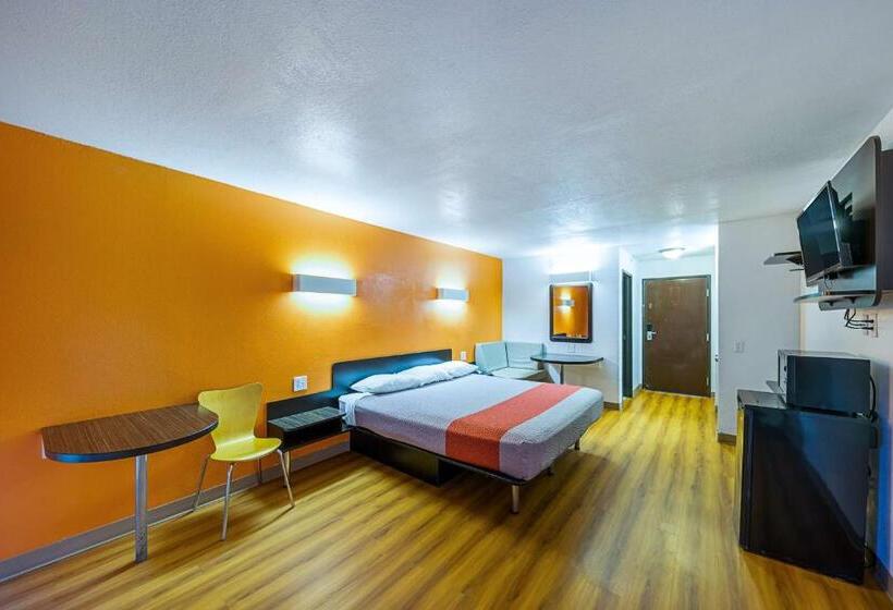 带大床的标准间, Motel 6amarillo, Tx