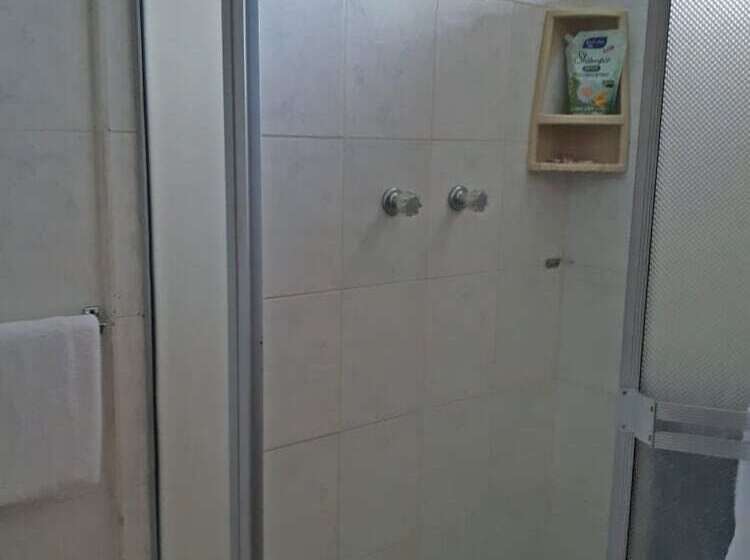 スタンダードルーム, El Pedron