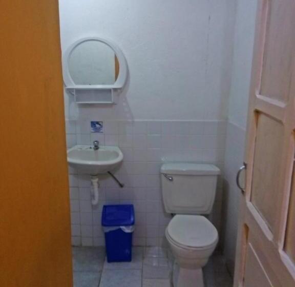 ファミリールーム, El Pedron