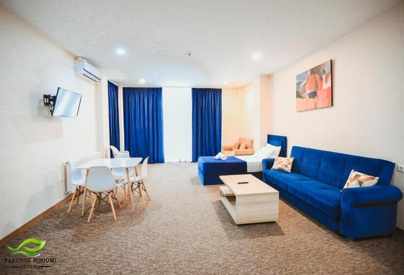 اتاق استاندارد سه نفره, Paradise Borjomi