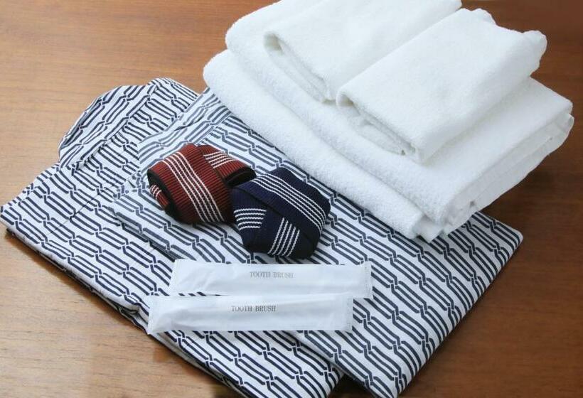 חדר סטנדרט לשלושה עם מרפסת, Welcome Inn Sunnysteps