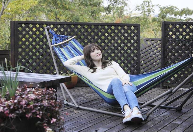 חדר סטנדרט לשלושה עם מרפסת, Welcome Inn Sunnysteps