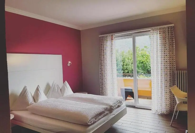 اتاق کلاسیک با چشم‌انداز دریاچه, B&b Toblerina