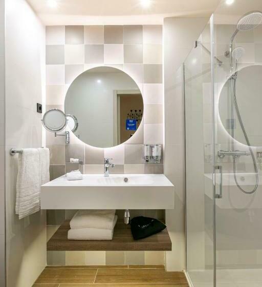 Номер Стандарт, Hampton By Hilton Alcobendas Madrid