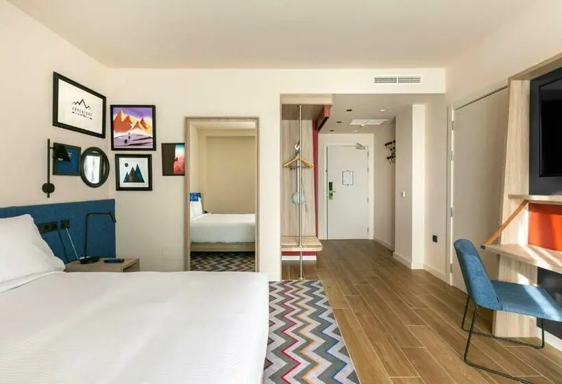 Standard-invahuone, Hampton By Hilton Alcobendas Madrid