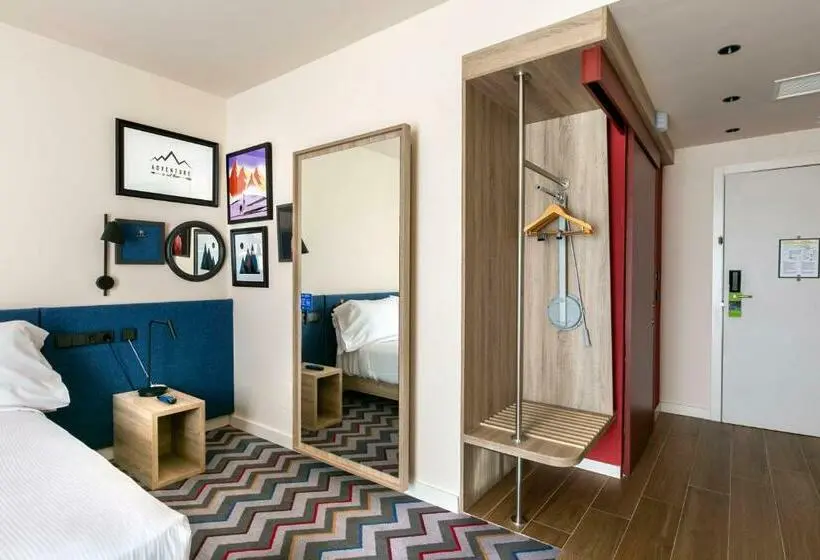 Standard-invahuone, Hampton By Hilton Alcobendas Madrid