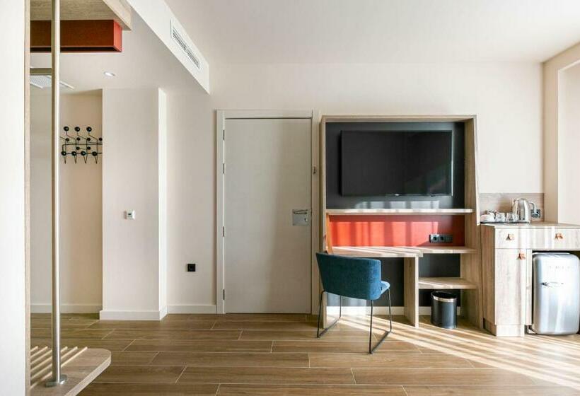 غرفة قياسية لذوى الاحتياجات الخاصة, Hampton By Hilton Alcobendas Madrid