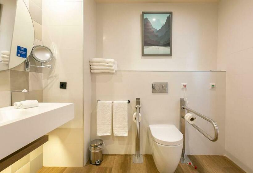 غرفة قياسية لذوى الاحتياجات الخاصة, Hampton By Hilton Alcobendas Madrid