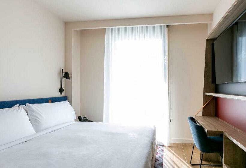 غرفة عائلية, Hampton By Hilton Alcobendas Madrid