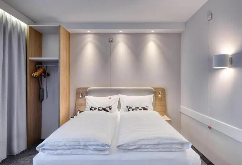 身障者適用スタンダードルーム, Holiday Inn Express Göttingen, An Ihg