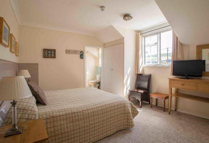 家庭间, The Wight Mouse Inn