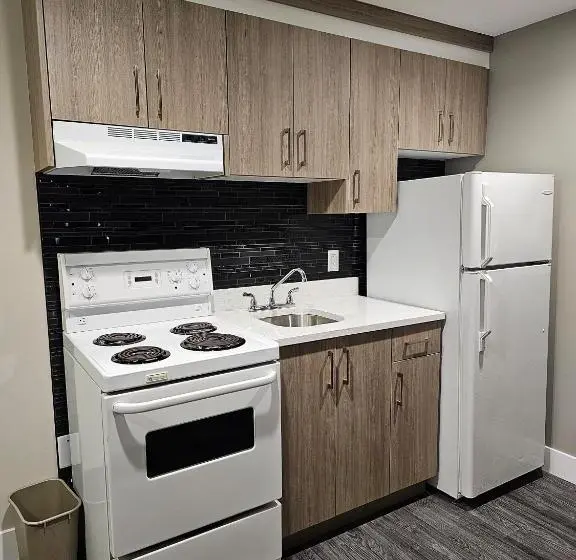 اتاق استاندارد سه نفره, Western Budget Motel #1 Leduc/nisku