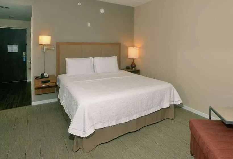 スタンダードルーム, Hampton Inn Patterson