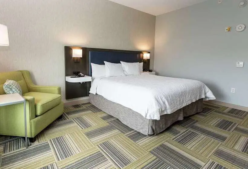 スタンダードルーム, Hampton Inn Patterson